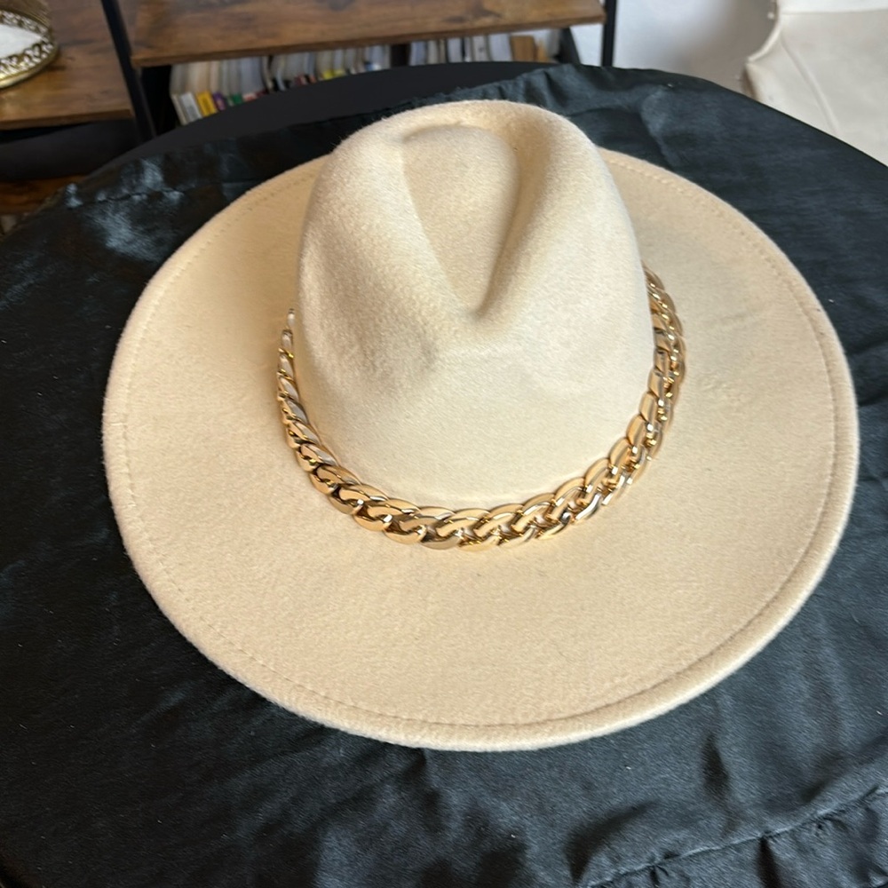 Women's Fendora